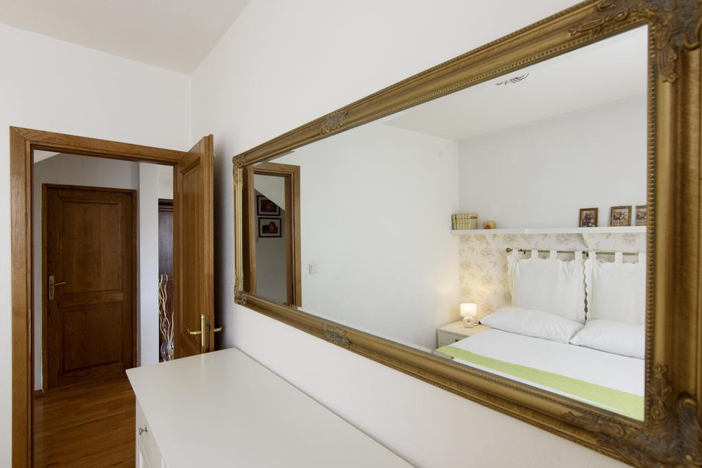 Basic Apartman Lejlighed Zadar Eksteriør billede